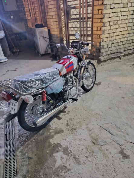 سلام عليكم دراجة يرانية نامة شلامجة دراجة زيرو سالي اسبوع من اماخذهة دراجة جديدة متوجد بس علئ وتساب ***********
