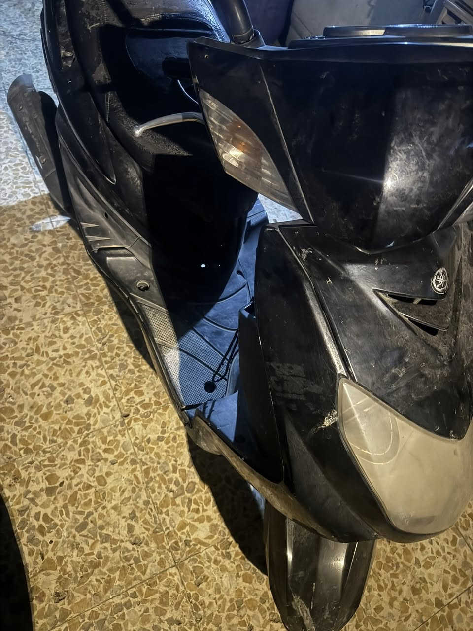 دراجه سكنس فحل للبيع فجه ماشتغلت بعد بس كهربائياته شغاله بس دراجه ماتشتغل كوم حديد 350 قفل 
 مدينه الصدر هاذه رقمي ***********
