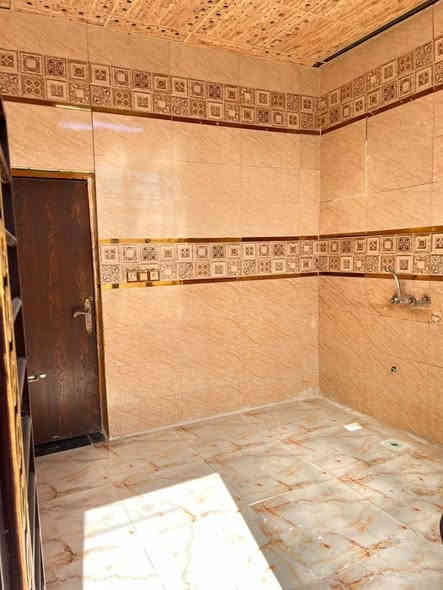 دار لرهن بمساحه 100متر مربعه،،،،،، العنوان عمود 317 شارع الصب مقابل ملحق قريه الغدير،،،،، سعر الرهن 15 مليون،،،،،،، للتواصل *********** ،،،،،،
