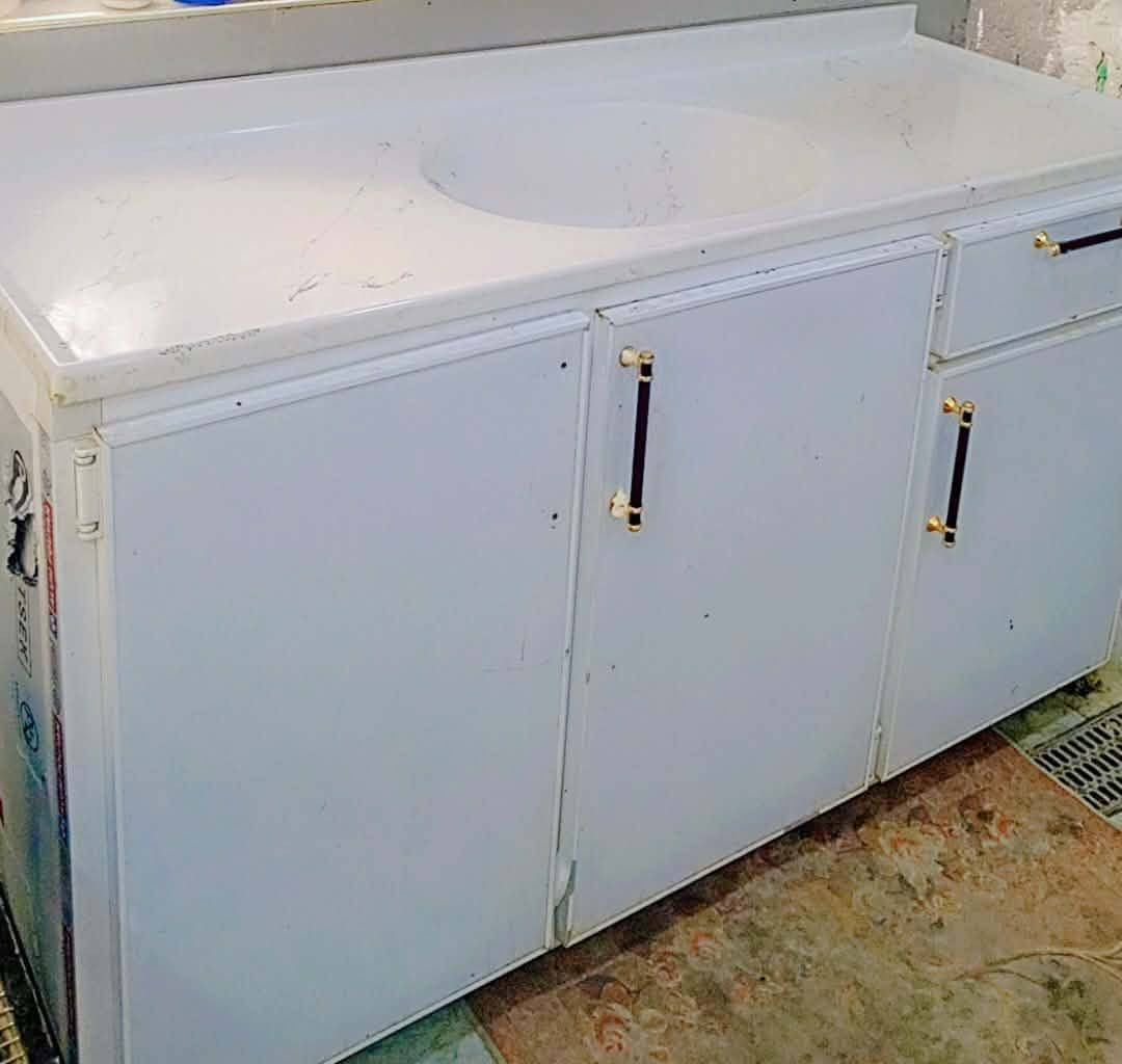 غرفه نوم للبيع كلش نضيفه تسكام 800بيها مجال كونتر المنيوم نضافه 500بي مجال شراي خاص


**إذا كنت صاحب هذا الإعلان وتريد حذفه لأي سبب، رجاءا أرسل رسالة إلى الدعم الفني**