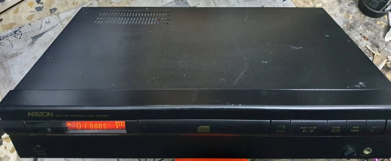 سي دي حجم لارج  كهرباء ٢٢٠
شغال  

للبيع ٣٥ الف سعر نهائي  يوجد توصيل


**إذا كنت صاحب هذا الإعلان وتريد حذفه لأي سبب، رجاءا أرسل رسالة إلى الدعم الفني**