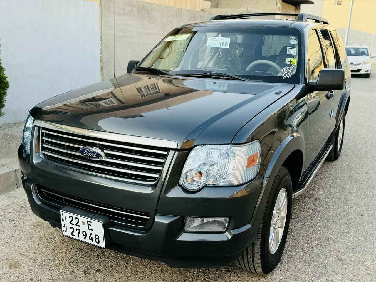 السلام عليكم
للبيع او مراوس  فورد اكسبلور 2009 شركة نيفا 
مكفوله من الحادث والصبغ شرط عدا بارد قليل بالباب الخلفي عكس السائق جاهزه من كلشي 
كير ومحرك وتبريد وتدفئه شرط
تخم تايرات جديد 
سويج عدد 2
5راكب صندوك كبير بيها مكان اتخلي كشن ثالث 
السعر 110وبيهه مجال للشراي 
للتفاصيل /***********
