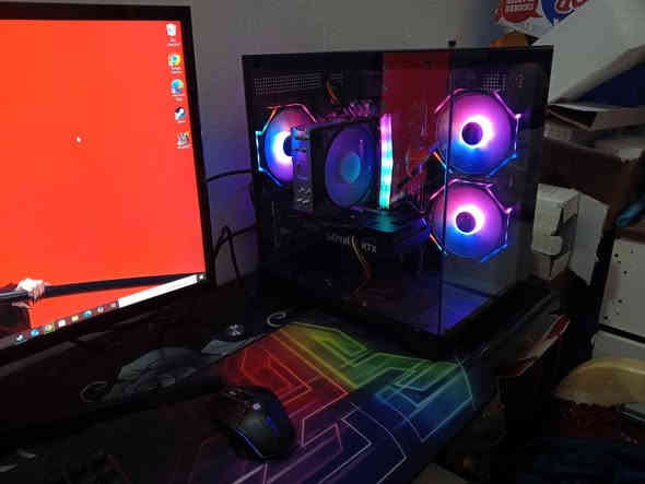 PC للبيع
Ci5 13400F

AG400

H610 ASUS PRIME

GALAX GEFORCE RTX 3060

RAM 16G PNY RGB 3600

SSD 1TB NVME DAHUA M.2

WARRIOR AK 700W
السعر 925 الف 
مكاني كربلاء متوفر توصيل جميع المحافظات ***********
