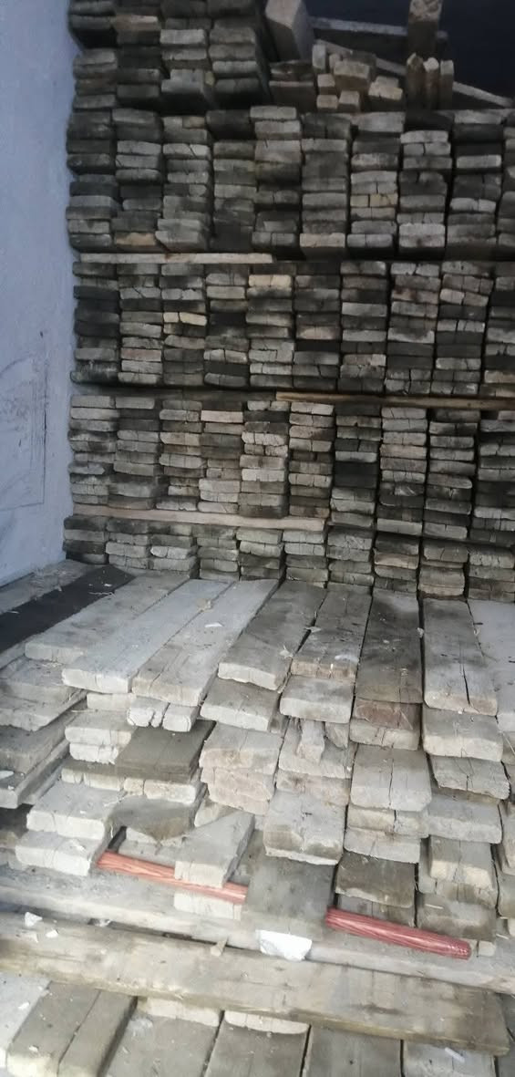 يا الله بسبب الوعود الكاذبة يوجد قالب كامل يدك مساحة ٤٥٠رباط وسكف العدد ١٩مكعب البيع معة جكات ٤٠٧عجمان سن خشن وياء ٦٠فخة العنوان ميسان_العماره السفسار علة رقم ***********
