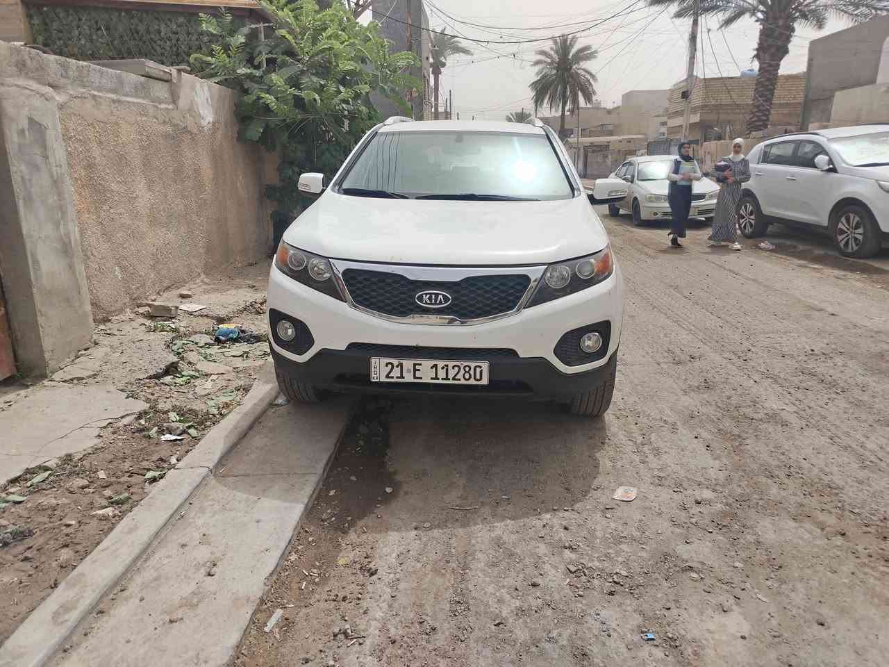 السلام عليكم سورنتو للبيع ابيض خليجي موديل ٢٠١٢ مكفووووله كفاله عامه من ضربه وضبغ ومكفوله من الشخط مكينه جديده بلاديه ما مفتون وكير وصدر جديد وتايرات جديد ٣ قطع تبريد تشغيل بصمه وابواب وجنط باسمي سنويه مكاني بغداد العامريه وحياكم الله سعر السياره ١٥٥ ورقه وبيهه مجال للمعلومه سياره صلوات عل محمد كلش حلوه واحله من الصور رقمي ***********
