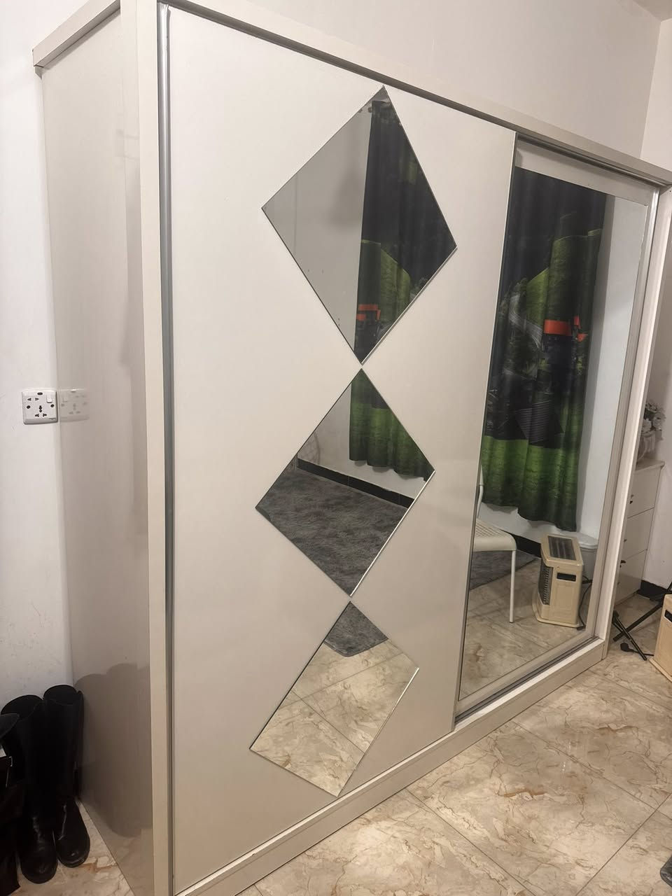 غرفه للبيع
كاظميه ٢


**إذا كنت صاحب هذا الإعلان وتريد حذفه لأي سبب، رجاءا أرسل رسالة إلى الدعم الفني**