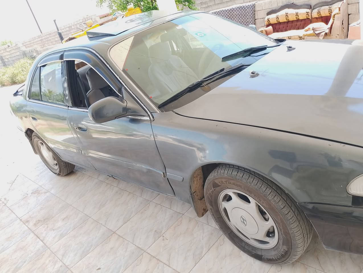للبيع سيارة سوناتا موديل 94 سيارة توب محرك توب تايرات جدد كير عادي مكفول المكان ديالى الوجيهية السعر 45 وبيها مجال للشراي ويدلل علينا***********
