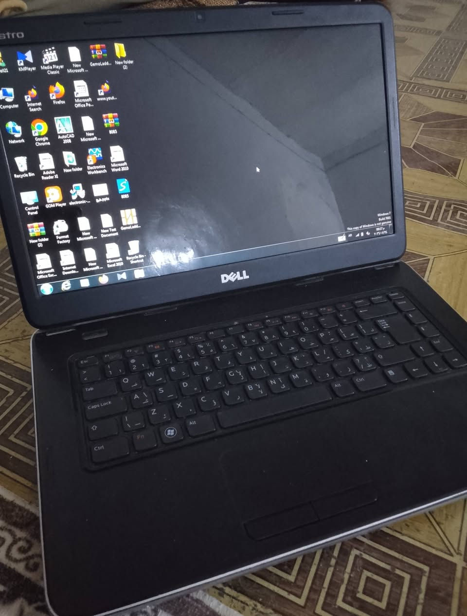 سلام عليكم حاسبه للبيع نوع DEEL وياهه بس شاحنه بدون ماوسس سعرهه 130 وبيهه مجال للاستفسار اتصال عل رقم او مراسله واتساب ***********
