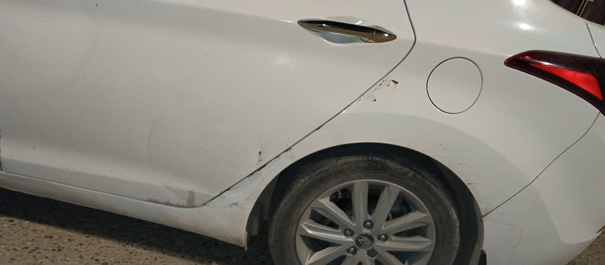 السلام عليكم النتره 2015 خليجي  بأسم اخوي فول مواصفات ماعدا بصمه  رقم بغداد سياره بيه باب خلفي مبدل بلادي وشبر بل  جامبلغ الامامي جهه اليمنى السعر 115 وبيه مجال  
العنوان كربلاء طويريج جدول الغربي رجيبه 
رقم الهاتف ***********
