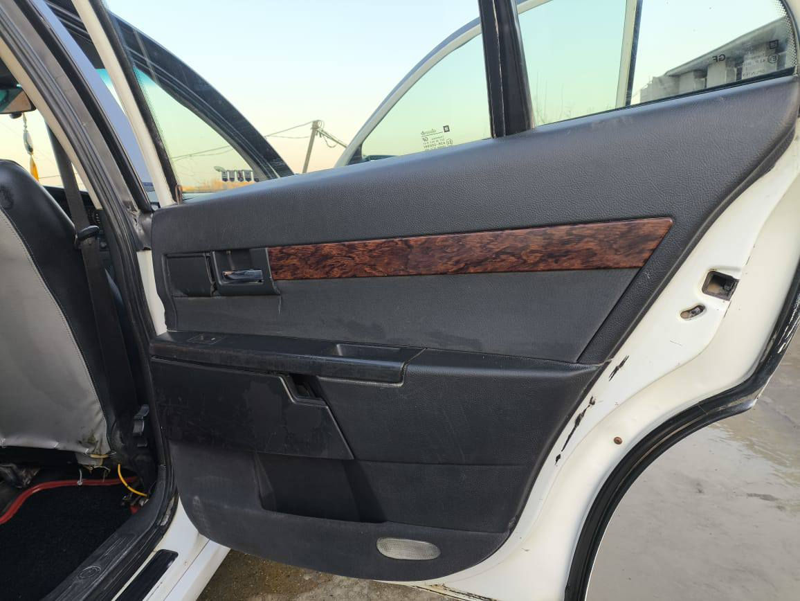 السلام عليكم اخوان اوبل اوميكة مودل 2002 السنوية لل 27 مكفولة كفالة عامة تخم تاير صدر امامي خلفي جديد السيارة حلوة السعر 55وبيها مجال المكان ديالى بعقوبة 
***********
