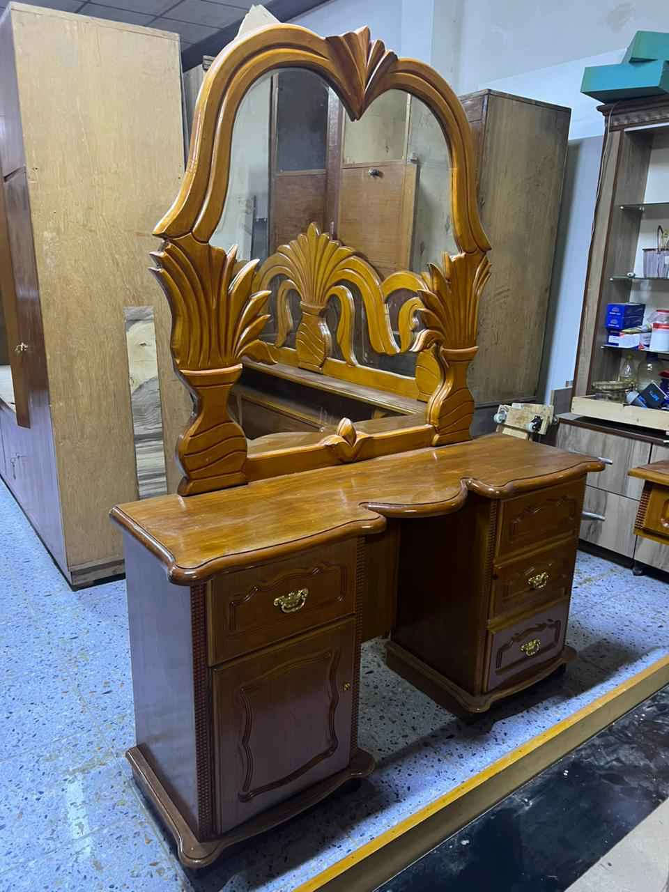 غرفة نوم صاج عراقي السعر 500 الف العنوان كركوك أسرى مفقودين معرض يونس نجار للاستفسار *********** كركوك, العراق
