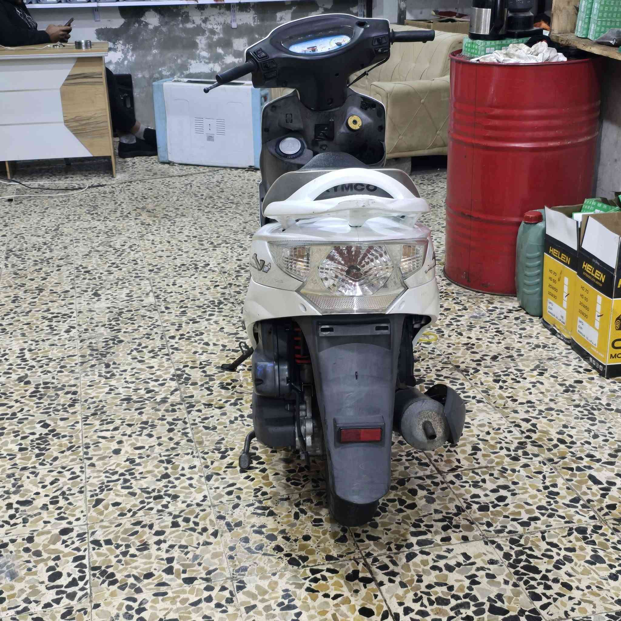 كامكو v2 مديل 2015 طلاعات بك لايت كرستال  رمبه.  كفاله عامه
ميسان المجر الكبير  ***********
