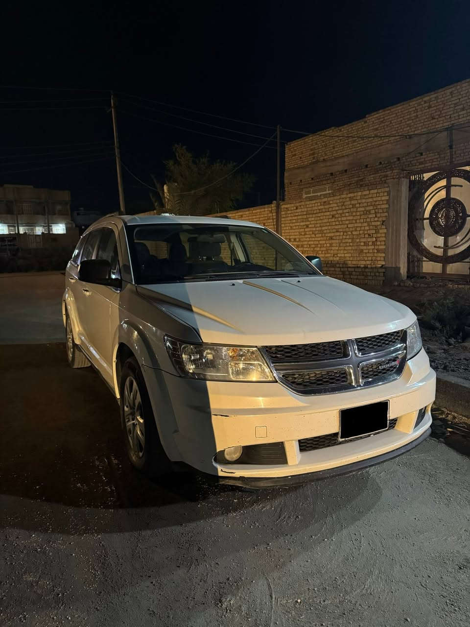 السلام عليكم للبيع جورني موديل 16 اصل معوقين نجف منتهية مدتها اربعة سلندر تبريد قطعه وحده تبديل باب السدر اصلي بدون صبغ والسعر ١٢٠ وبيها مجال مكاني ناصرية ***********

