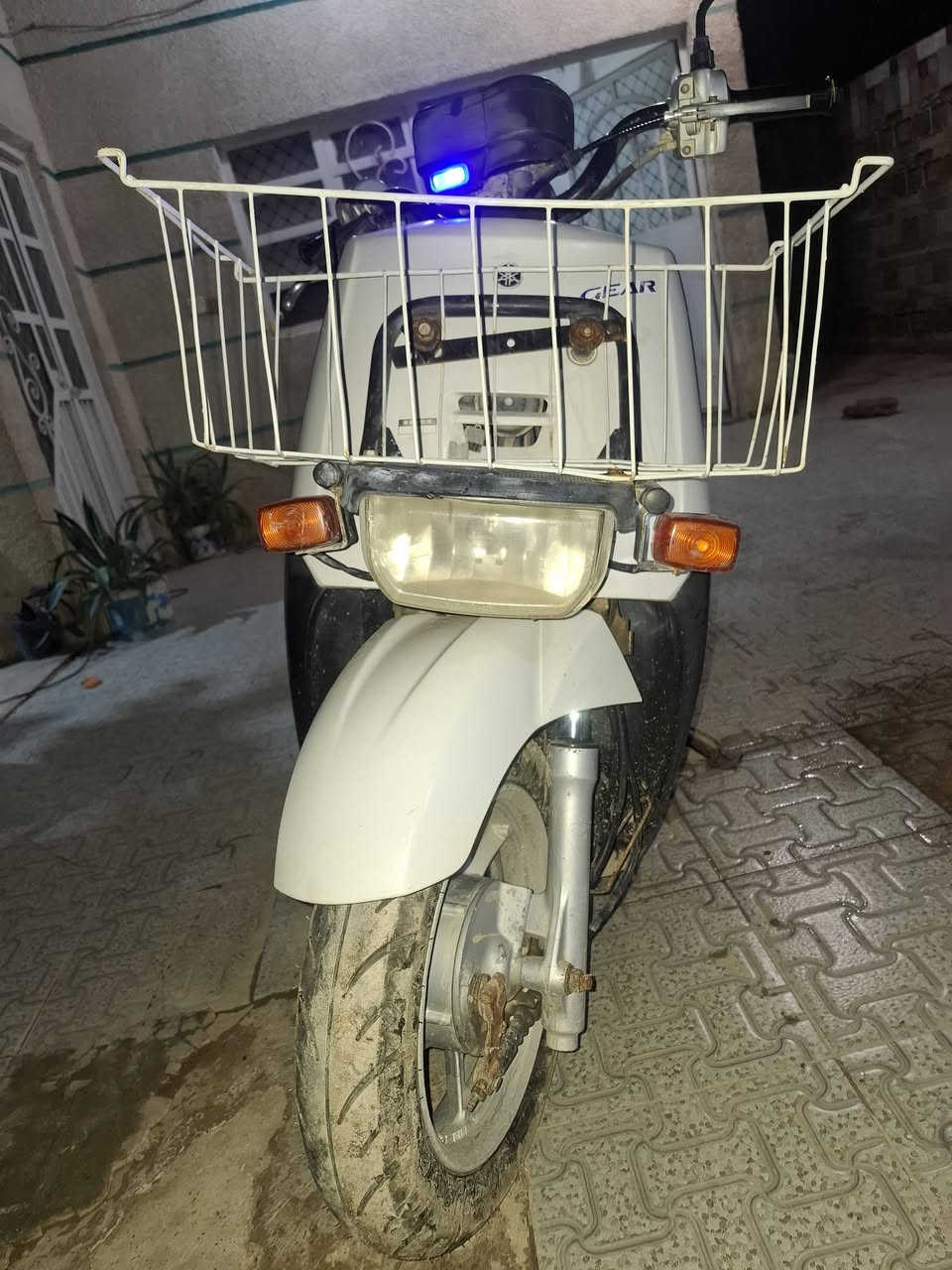 السلام عليكم دراجة بيكم نوزل للبيع فقط السعر 200الف بيه مجال قليل حك الجية بيه صوت بلمحرك موضح بلفيديو مكاني مدخل الرحمه المجمع الصناعي الاستفسار الاتصال على هذا الرقم ***********
