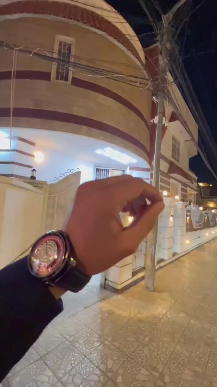 🔱 دار تجارية 400 متر للإيجار السنوي بالمنصور
📍 المنصور – حي المهندسين
📐 ركن على ثلاث شوارع يمنحك واجهة مثالية وسهولة وصول عالية

المواصفات:
▫️ المساحة الكلية: 400 م²
▫️ الواجهة: 10 م × 10 م
▫️ 4 غرف نوم ماستر
▫️ مدخلان مستقلان
▫️ موقف سيارات يتسع لـ 3 سيارات
▫️ مسبح داخل المنزل
▫️ غرفة خدم

🏷️ حالة العقار: أرض استعمال خاص

🎯 مناسب لـ:
(الشركات – المنظمات – مراكز التجميل – العيادات الراقية)

📞 936109046 963+ واتساب 

#بيوت_كبيرة_للإيجار #دار_تجاري #شركات #مكاتب


**إذا كنت صاحب هذا الإعلان وتريد حذفه لأي سبب، رجاءا أرسل رسالة إلى الدعم الفني**