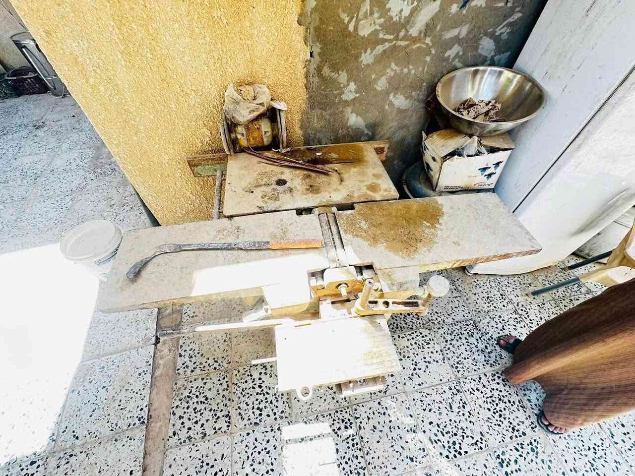 السلام عليكم
للبيع مكينه نجاره الصنع بلغاريه بيهه منشار و رندا السعر 800 وبيها مجال

للاستفسار 📞 

***********

