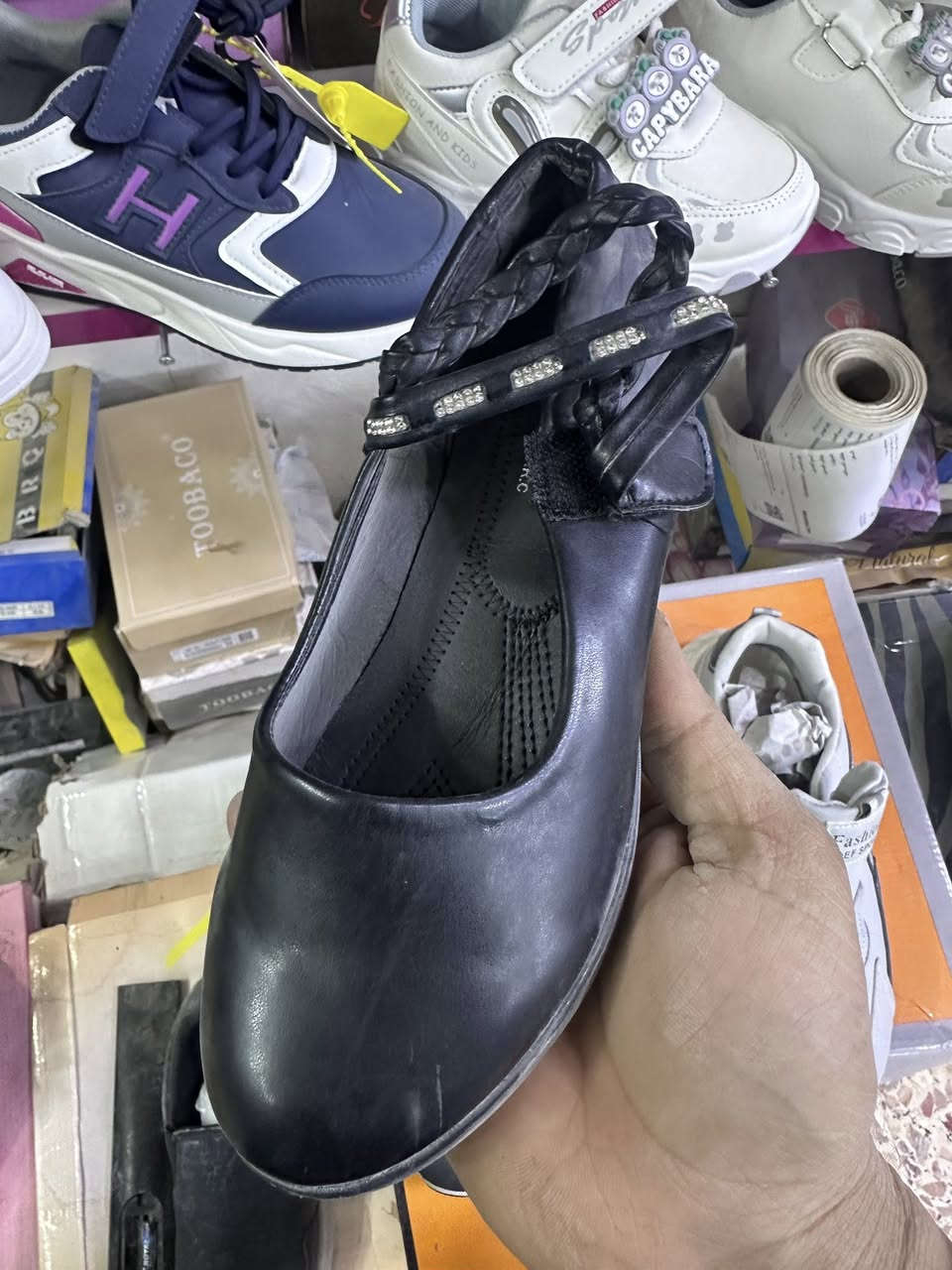 صنادل ولادي بناتي ونسائي القطعه ب3 الاف قطع اخيره يتوفر توصيل لكل الحله حجز خاص


**إذا كنت صاحب هذا الإعلان وتريد حذفه لأي سبب، رجاءا أرسل رسالة إلى الدعم الفني**