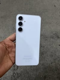 سامسونج A55 • ١٢٨ • شارع فلسطين