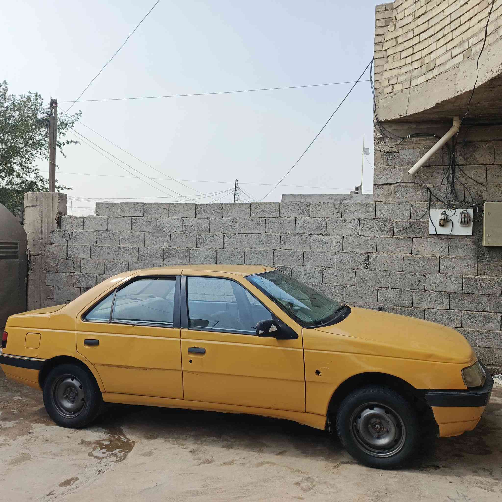 السلام عليكم شباب بيجو جيلكس لبيع مديل 10 سنويه 2027 سياره بيه نواقص رقم نجف رقم الإنكليزي  نافذ بكاني جسر دياله القديم رقمي ***********
