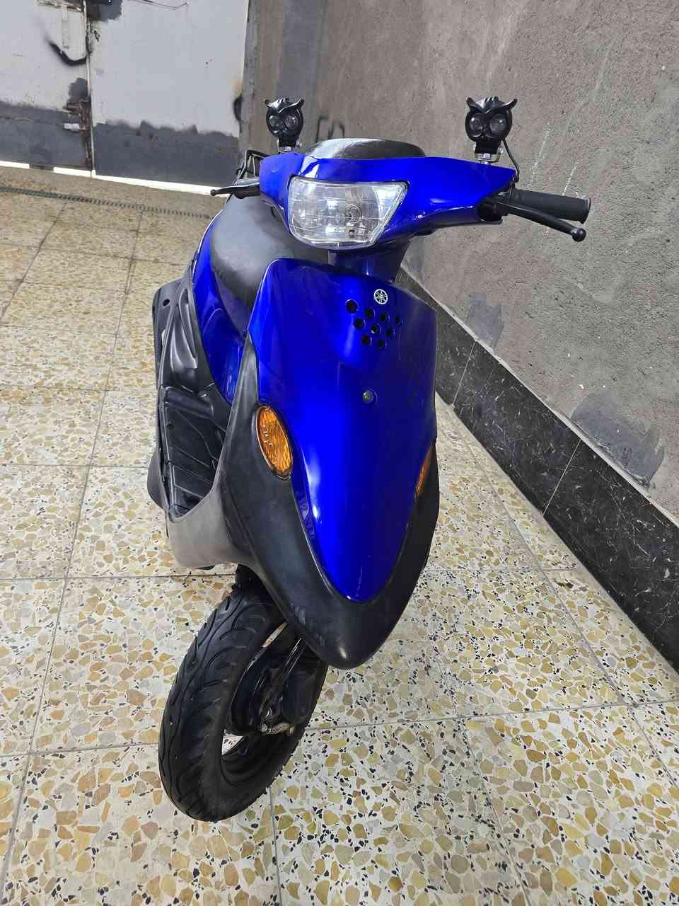 السلام عليكم 
دراجه يوماها بي جي تسع ازروف 
الدراجه مرتبه او حلوه كما موضح بالصوره 
الدراجه مفتوحه تصليح درجه اوله 
الدراجه كل شي شغال بيهى 
سعر الدراجه 650الف


**إذا كنت صاحب هذا الإعلان وتريد حذفه لأي سبب، رجاءا أرسل رسالة إلى الدعم الفني**