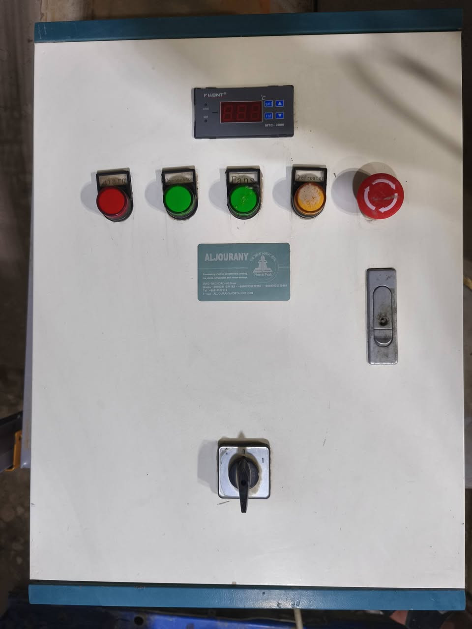 السلام عليكم جمعة مباركة جهاز تجميد وتبريد 10 طن كمبريسر بطحي كوبلاند نظيف وعلى الشغل للبيع مكاني بغداد للاستفسار الاتصال ‏‪0771 398 3470‬‏
