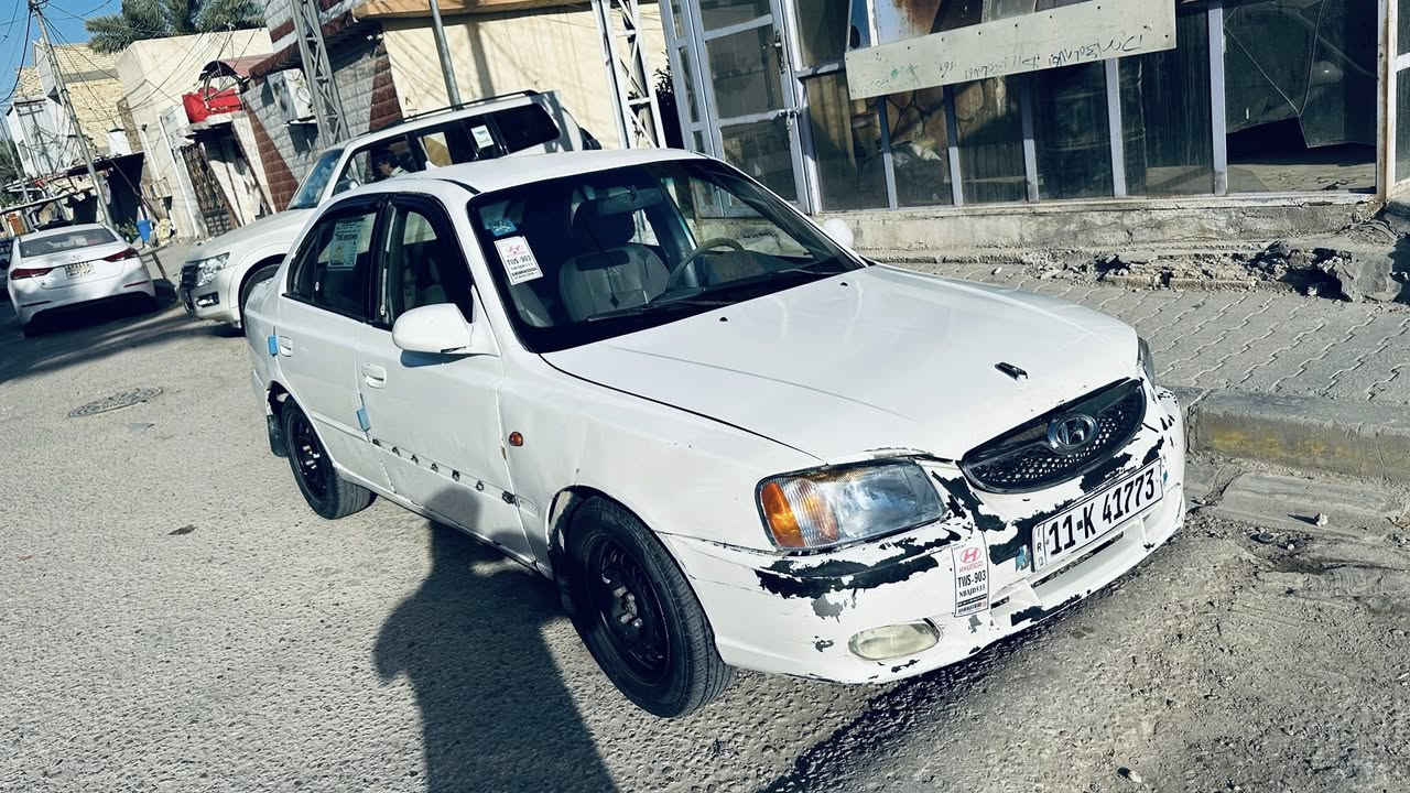 السلام عليكم
سيارة هونداي فيرنا2001
 مكينه وكير جديد
تبريد
العنوان:النجف الاشرف
سعر41$
بيها مجال حگ الجيه
والاضرار البيها موضحه بالصور الشراي 
يتواصل
***********
