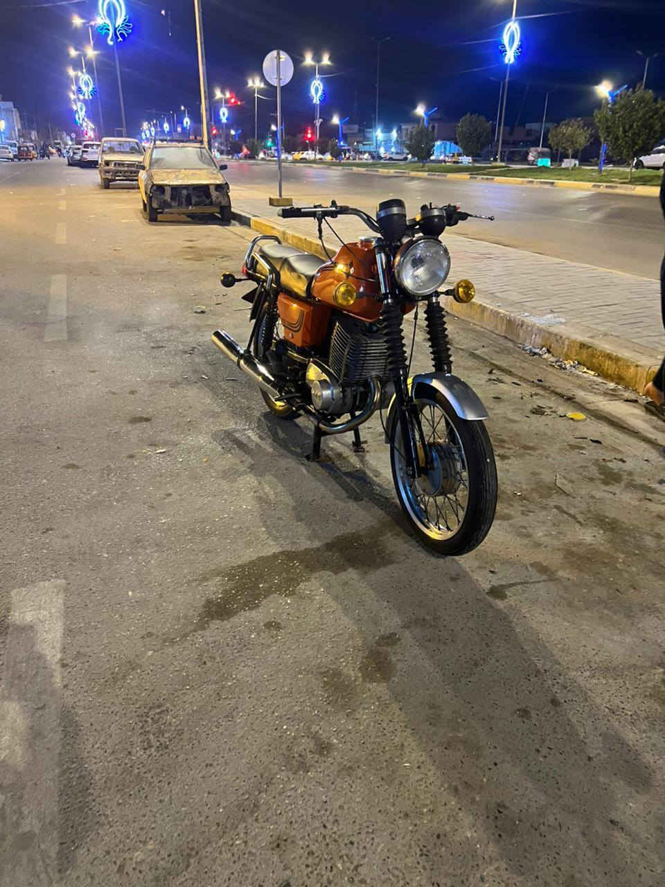 سلام عليكم من رخصت مدير الكروب موطورMZمدل٨٢ لبيع بدون عنوان كربلاء استفسار ***********
