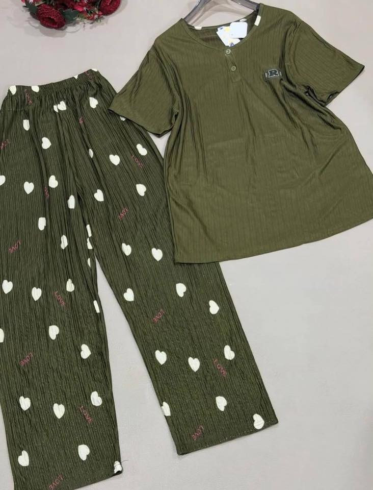 xl/xxl/3xl
السعر 8  الاف


**إذا كنت صاحب هذا الإعلان وتريد حذفه لأي سبب، رجاءا أرسل رسالة إلى الدعم الفني**