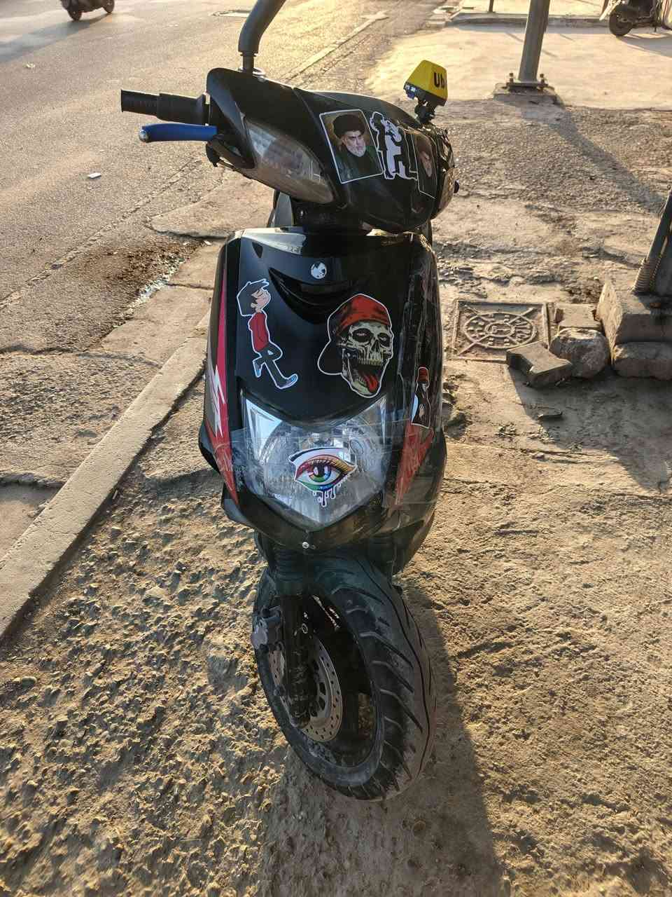 سلام عليكم شباب دراجه سكنس نثيه لبيع دراجه نكره سلاف هندر شغالل تنباع عل حطتهه مكاني الحريه الدولعي شارع الريسي ريدهه 450 الف بيهه مجال بسيط الرقم ***********
