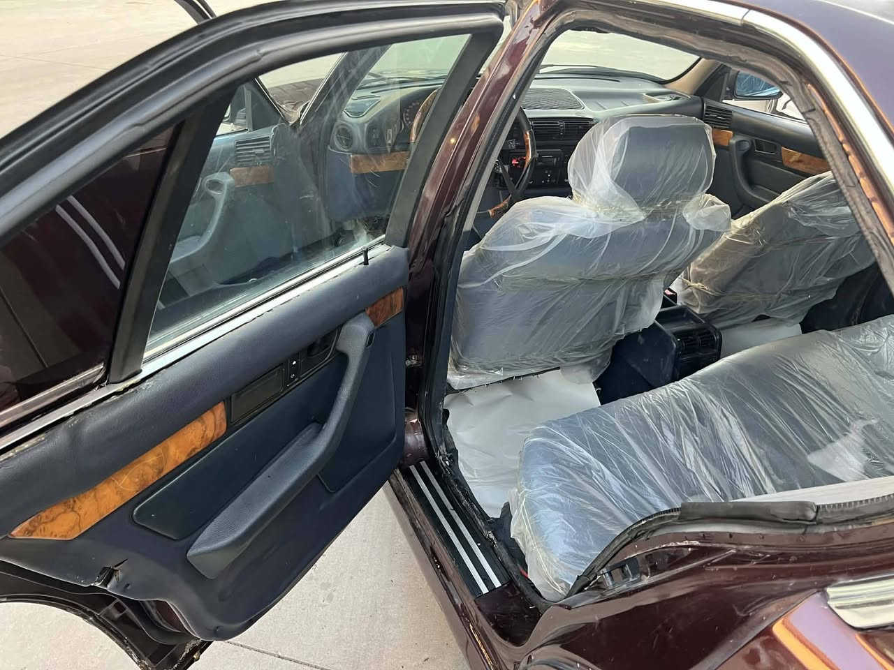 سلام عليكم بي ام 525 اصل
1991 فول
محرك 520 كبس 
سياره فول داخل جلد
غرفه صاج ملكي
كشنات كهرب 
طخم تاير جديد
كير محرك شرط
تبريد ثلج وتدفيه
رقم نينوى دولي سنوية 28.
سعر 53 
*********** ***********
