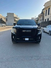 : عندي سياره GMC دنلي التمت موديل2023يعني مواصفات كاديلاك محرك 6200 وم...