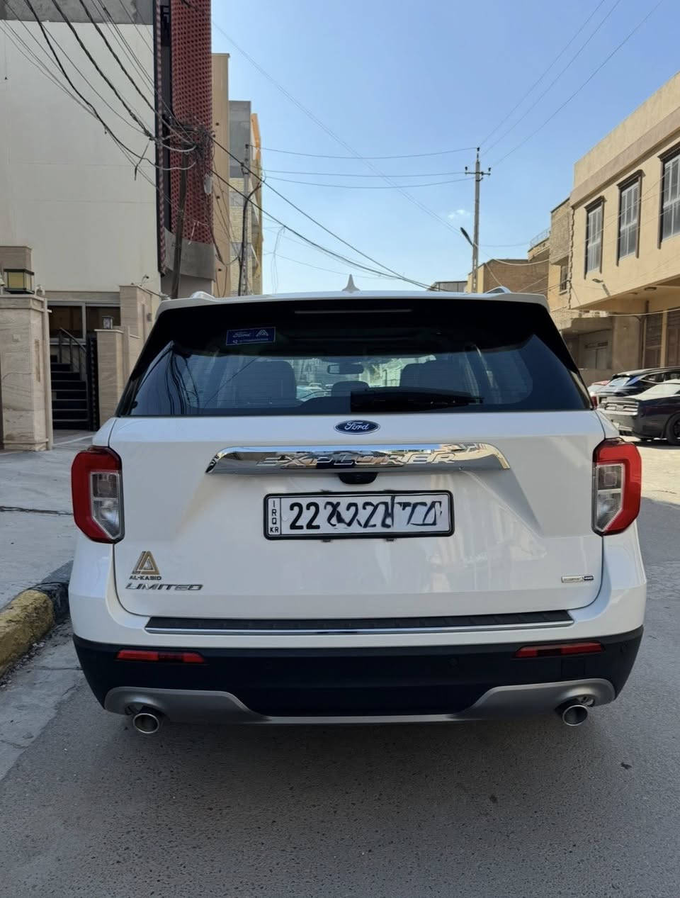السلام عليكم 
فورد اكسبلورر خليجي 
موديل 2023 شركة القاصد
فول مواصفات فئة لمتدد
مكفولة كفالة عامة
رقم اربيل
ماشية 15,000 كم 
محرك 4 سلندر 2.3 ايكوبوست 
7 راكب 
بانوراما 
بصمة وتشغيل عن بعد 
فور ويل
ويل كب حجم 20 
كشنات تدفئة تبريد 
اربع كامرات 
كشن السايق خزن ميموري 
الكشنات الخلفيه كهرباء 
حساسات اماميه وخلفيه 
نقطه عمياء بالمرايه 
رادار وتحديد مسار وتنبيه تصادم
صندوق كهرباء 
تبريد 3 قطع 

السياره بعدها بالضمان الى سنة 2028 
دهن وفلاتر بالشركة 

مكان السياره / بغداد 

السعر /  33,700 $ 
***********
