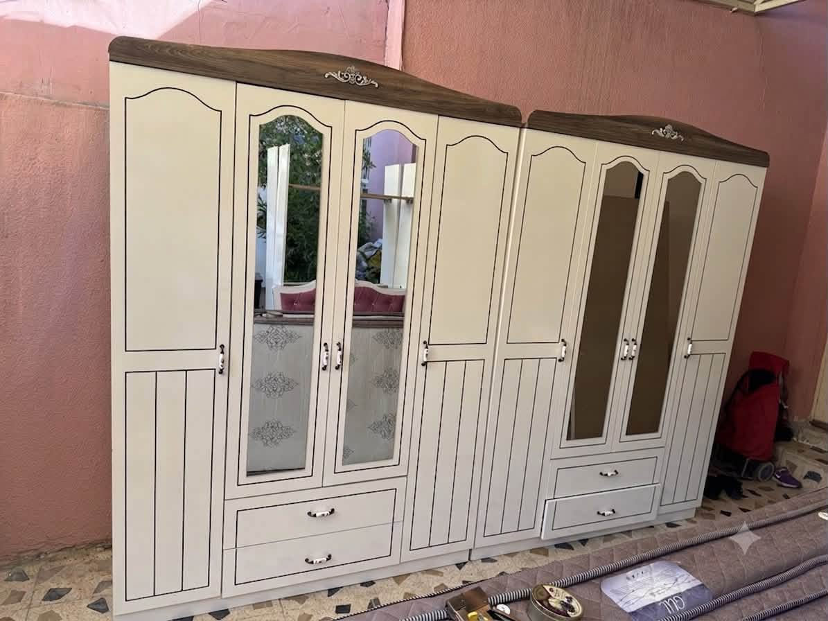 غرفه نوم نفر 6 قطع مع دواشك كنتور 8 ابواب قطعتين نضيفه جدا
سعر 580 الف

عنوان اربيل بختياري

***********  /***********/***********
