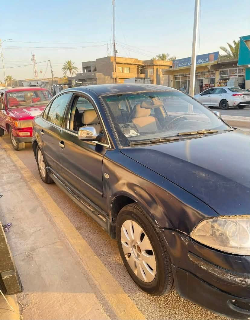فولكسفاغن باسات 2001 ما عايزهه كلشي بس تشغل وتمشي كير
عادي وفول
ومحرك بي تبخير
صبغ عام
ورقم بغداد سنويه بأسمي التحويل شوكت ما تريد ترايك جاي من البصره بشويه
سعرهه ٣٥وبي مجال♦️ بيع أو مراوس ♦️
*********** 

***********
