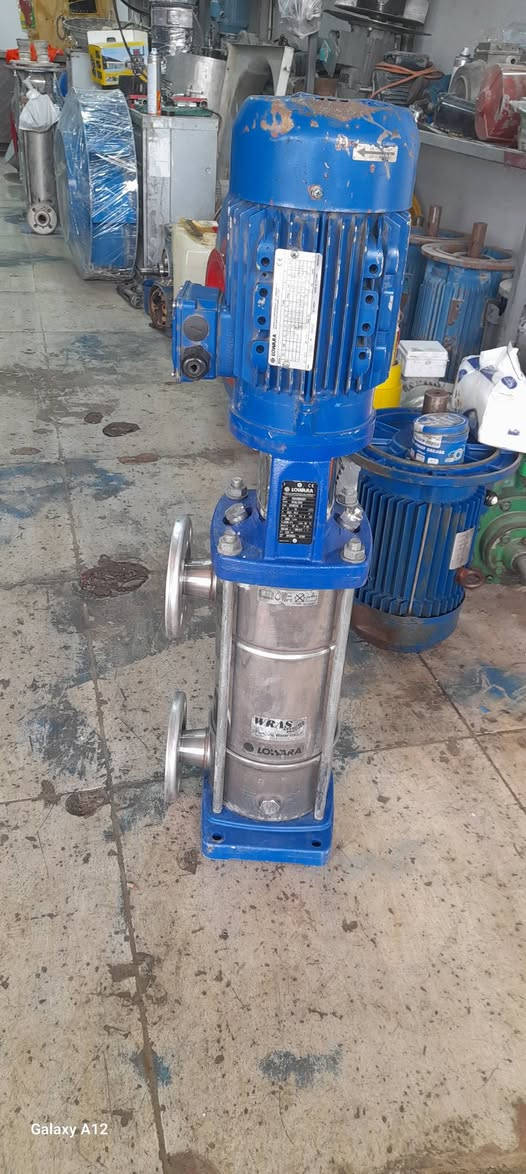 مضخه عامودي ٤حصان ثري فيز ايطالي، ،انج ونص ،،اربيل، ،*********** ,,توصيل مجاني
