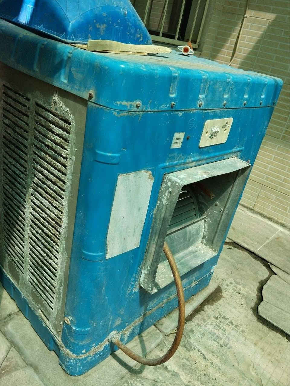 مبردة super electric للبيع
مبردة super electric للبيع
حجم: 2.5 
بس ماطور ماله ضعيف، مابيها اي عيب 
سعر: 70٫000
للاستفسار: ***********
