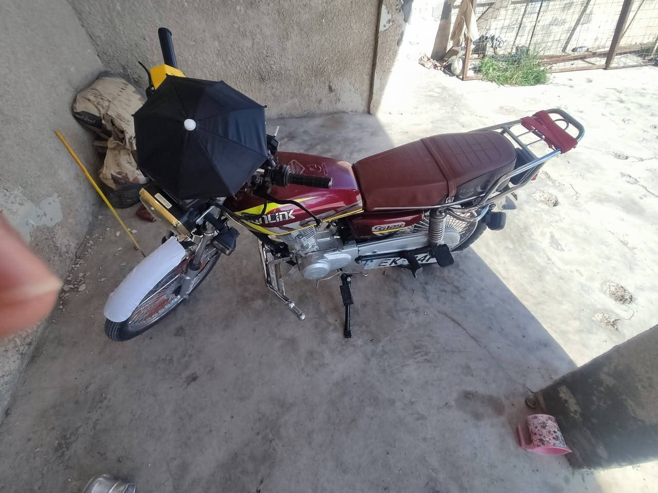 السلام عليكم دراجة تايكر موديل 2024 اربعه كير كامله شغل وتطلع نضيفه مرتبه اوراق بيه دشبول ششغال  دراجه ,(كامله ) المكان شهربان السعر خاص الاستفسار ***********
