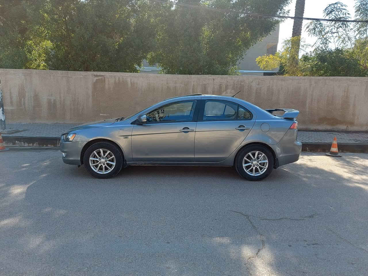 السلام عليكم
للبيع لانسر 2016 خليجي استلام شركه 2023 ماشيه 44 الف فقط رقم بغداد بأسمي مواصفات فتحه سلايت تحكم ستيرن كامره حساسات سبايدر بلوجكترات بيها صبغ بالجاملغ الخلفي من الشركه مطخوخه بالنقل وبارد مكانين السعر 120$ ورقه للاستفسار ***********
