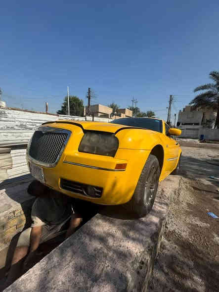 السلام عليكم شباب
للبيع اوباما 2010بسمي 
مصفره هيئه وغرامات 
مكينه جديده كير جديد 
حداديه قبل شهر سويتها 
تخم تاير جديد
تبريد تدفئه 
مكينه 3500 
مانع انزلاق 
اي بي اس 
خطها بغداد...كوت 
مكاني بغداد حي الجهاد 
سعر 115وبيها مجال بسيط 
حادثها جاملغ وبنيد وعندي سونار ***********
