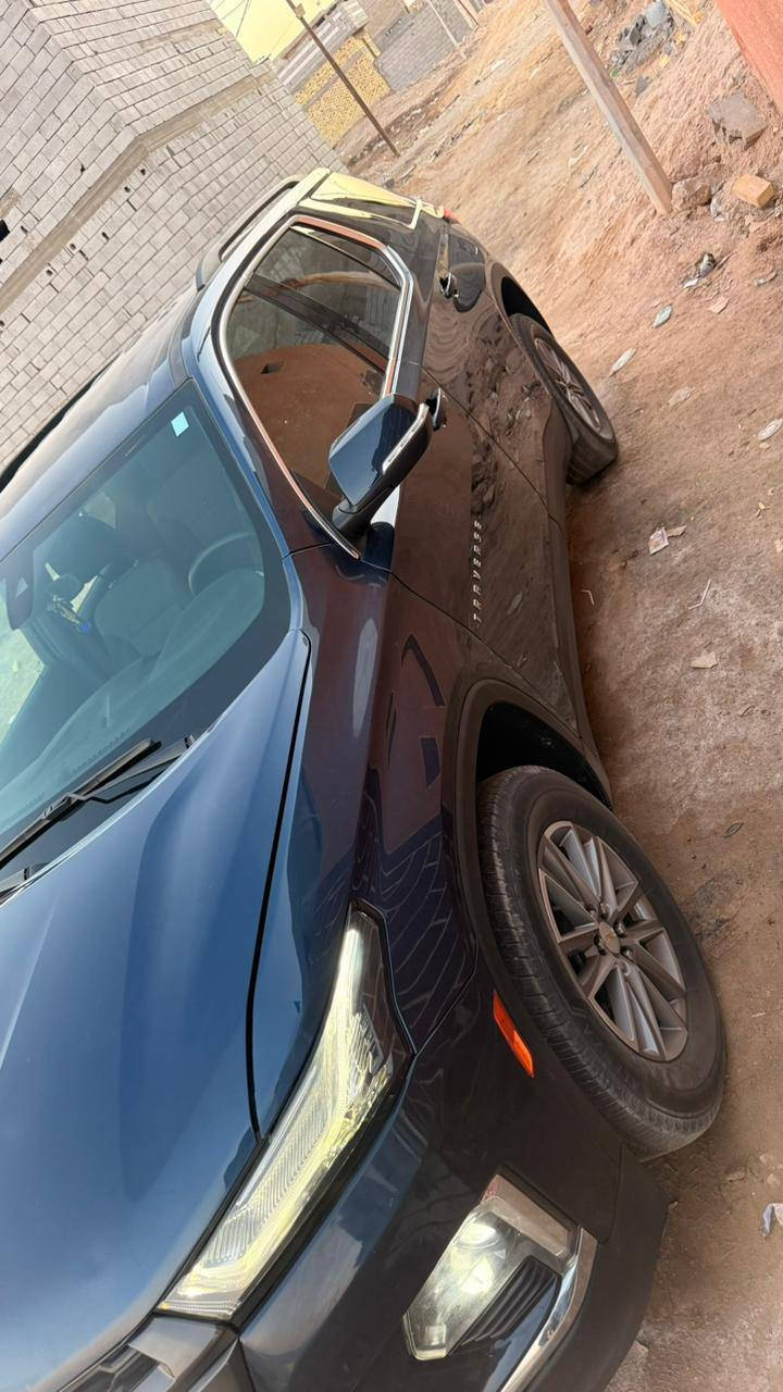 السلام عليكم شفروليه ترافرس ال تي ٢٣ لون  ازرق غير محدد مواصفات ال تي كاملة حادث صفحة الايمن جاملغ امامي مع ألدعامية  يوجد بارد في الصندوق الخلفي البارد عندي صار السعره260قفل باسمي رقم بصرة انكليزي
عنواني شط العرب الصالحيه لتصال عله هذا رقم 
***********
