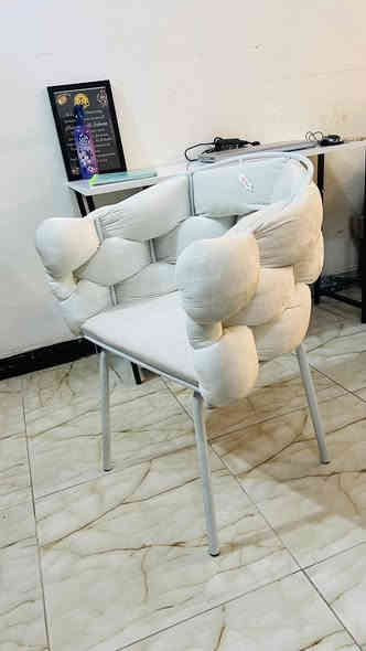 كرسي درجة اولى 
سعر 85 الف مع توصيل 
جديد مغلف 
بالكارتون 
واتس اب 
***********
