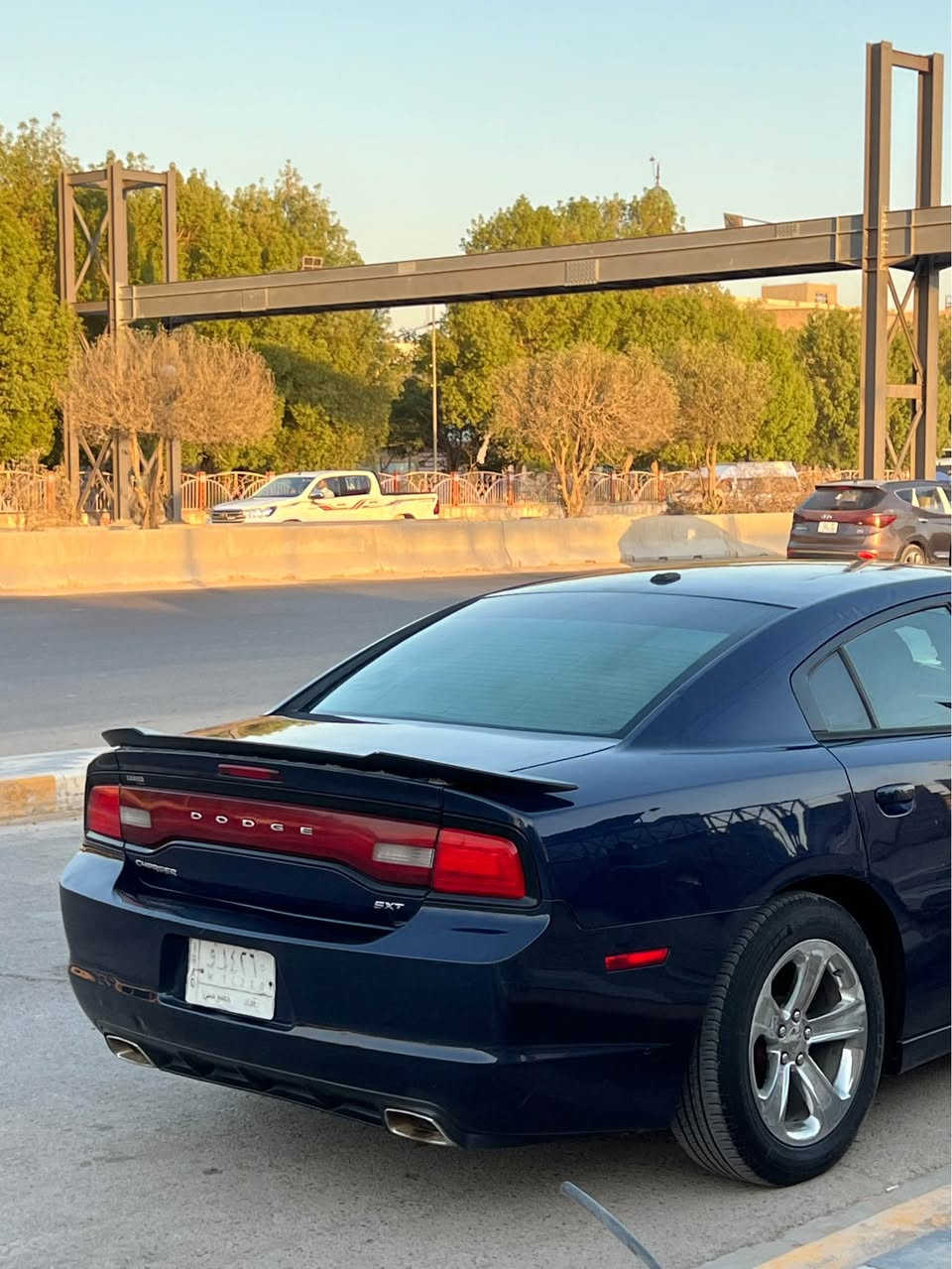 جارجر 2014 sxt 
بيع او مراوس حسب القناعة 
سعر 145$ وبيها مجال ان شاء الله
مكاني بابل مركز
مكينة 3600 صارلها 10 ايام مشدوده
كير طياره صارله 10 ايام مشدود
واتر بم جديد
دسكات جدد
حداديه امامي خلفي قبل سبوع 
اكسل جديد
مشط جديد
ويل كروم 18 (اصلي) موكفر
يعني( نافضها نفض السياره ) 
شاشه جبيره تريد الي بيها اندرويد اتريد انطيك لبلاديه مالتها تختارلك وحده بيهن🤣
رقم بغداد مشروع وطني ب اسمي اسوي وياك عقد مباشرتاً 
السياره تجي تكلبها اذا عايزه الف تنزل من سعرها تمام لهنا؟
عوزها فقط صبغ بجم جاملغات وبنيد بيهن جراد ولدعاميه مبدلها جديده سوده srt
*********** واني بخدمتكم حلة, بابل
