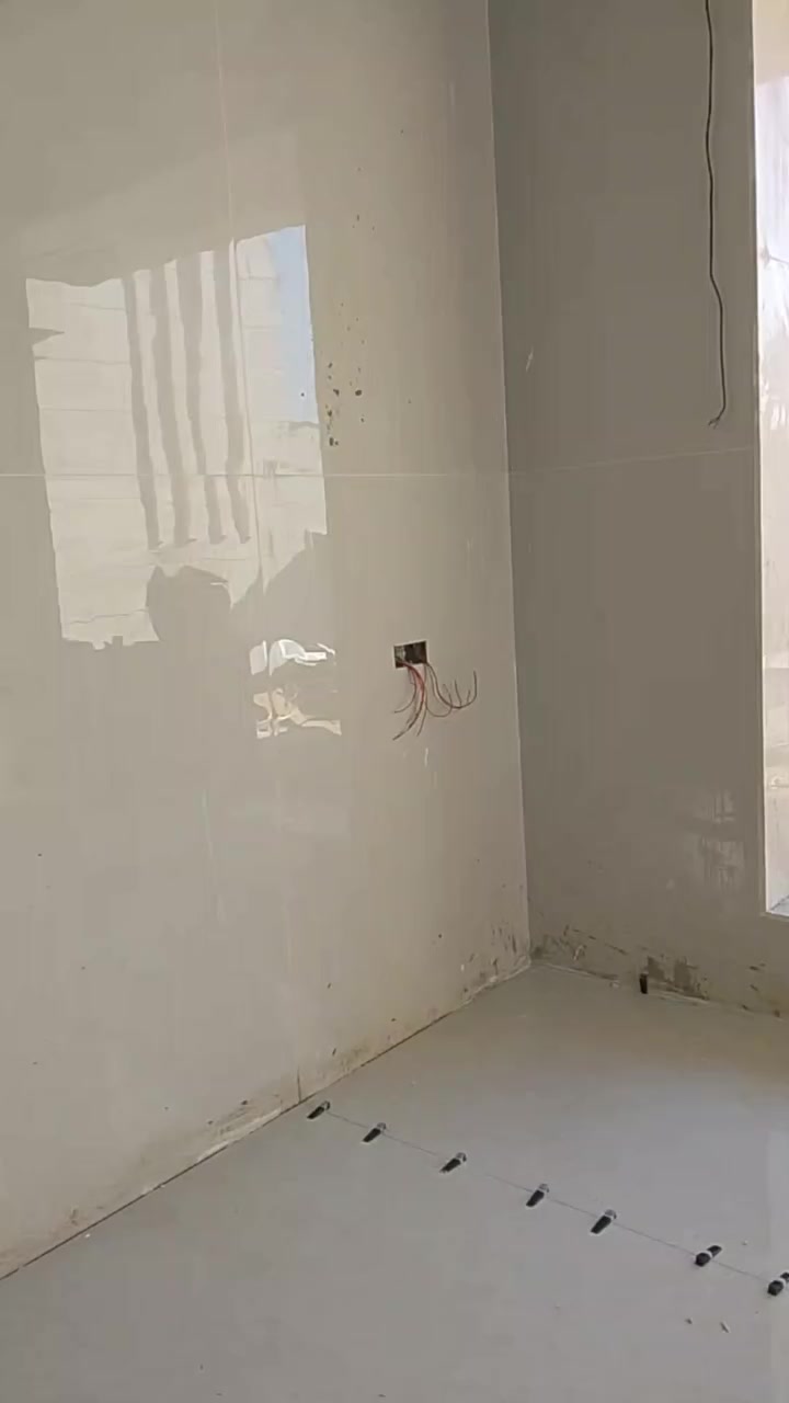 خلفة تطبيق سيراميك برسلين مرمر جدران ارضيات وبايات شغل درجه اولى  ب واتساب ***********
