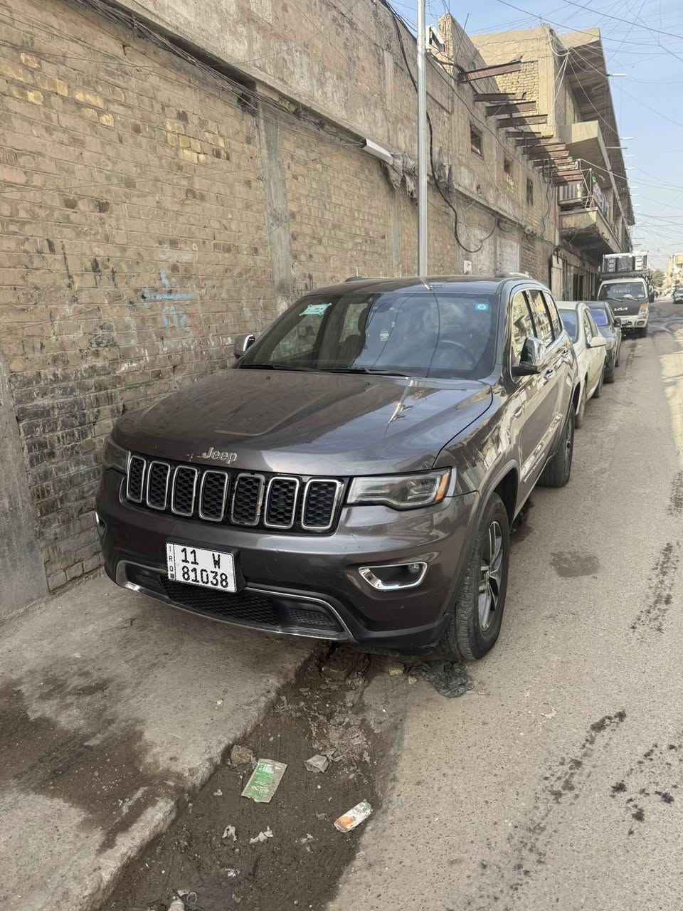 ياالله  للبيع او مراوس 
جيب موديل 2017 فوللمتتد
حادث سيره بابين  بدون ايرباك 
ماشيه 99 
مكان السيره بغداد الكر خ
السعر 180 
***********
موجود موتساب
