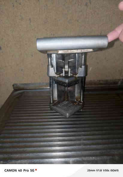 قطاعه فنكر سل ستيل وسط ب50
عنوان سبع قصور شارع ابو علي 
***********
