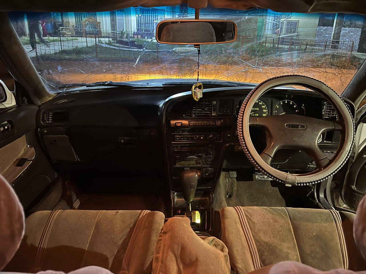 مارك يمين مراوس بكم
***********
