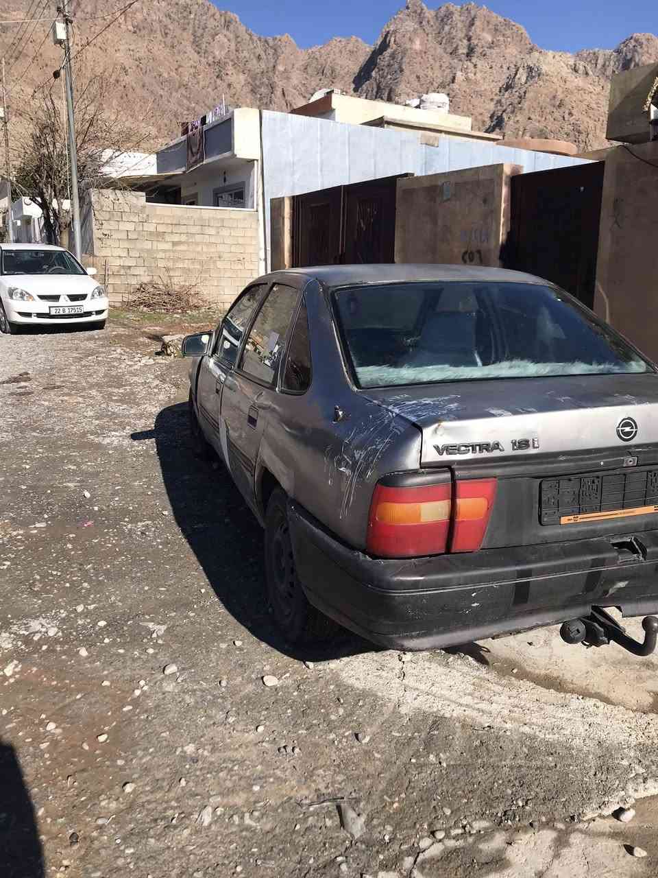 سەرەتا بەناوی خوای گەورە 
ئۆپڵ فیکترا بۆ فرۆشتن
مەکینە ١٦ قایش پان
پاوەر
گێڕومەکینە بەشەرت
تەقەوڕەقە بەشەرت
کارەبای بەشەرت
گێچی بەنزینو حەماوە ئیشەکات
گەرمی مەزبوت
فڵچەولایت کامل مەزبوت
سارەکەبەس ماشاڵەی دەوێ
هەمووشتی بەشەرتە
دەحمو لێدراوەی پێوەنیە
موسو بڕاوە بەشەرت
حلوجە زەمانی هەزار ساڵی دەکەم
سحری قفڵی ٩ گەڵا
خوار هەموو بازاڕ
شوێن ڕانیە
***********
