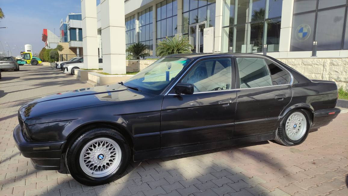 🌹بسم اللە الرحمن الرحیم 🌹
     ماشاءآلله تبارك آلله
بی BMW مۆدیل 92 مەکینە 25 بیلاد 🌹گێڕ عادی . جام کارەبای قفل مەرکەزی abs سوکان پاوەر بەرەدەرگا فۆرمیکا 🌹
  زۆر  زور پاکە ماڵی دۆستە . 🥀  عامی جوانیە بێ لێدان پێش و پشتی کەپس 🥀 ڕەقەمی نوێیە .وەکالەو بەناو کردن بەشەرت .تەقەو  ڕەقەی هەموو گیانی بەشەرتە. 🥀 لەسەر دەقی شەریکە ماوە .
من لەخزمەتم  لە هەولێرم ❤ بغداد, العراق


**إذا كنت صاحب هذا الإعلان وتريد حذفه لأي سبب، رجاءا أرسل رسالة إلى الدعم الفني**