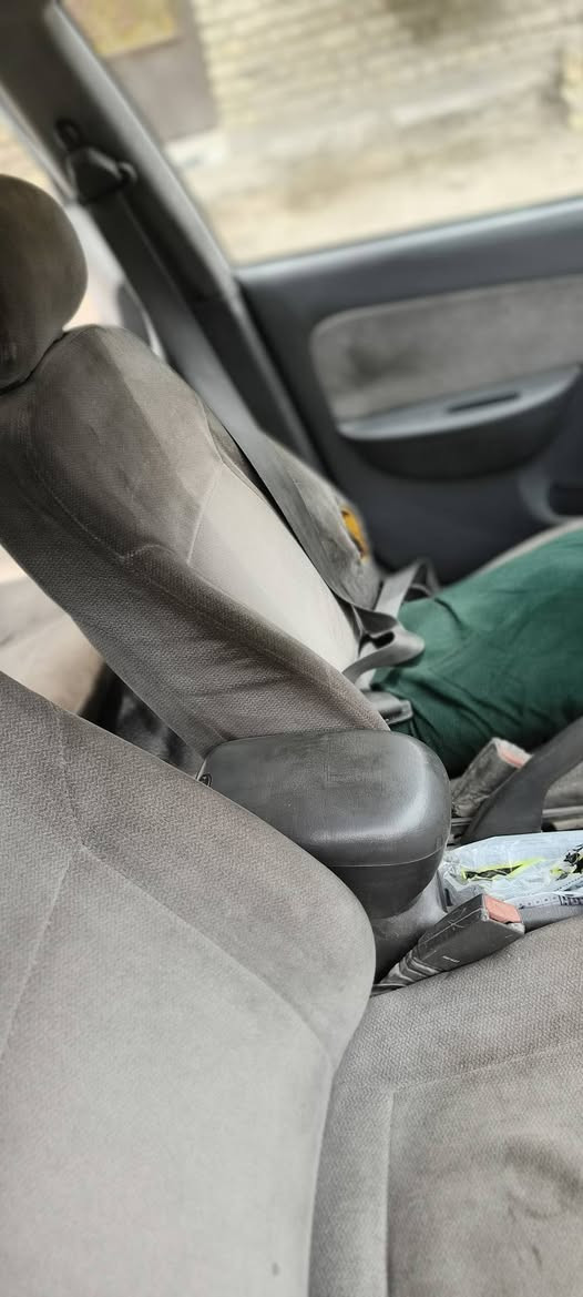 السلام عليكم
سيفا م 2000 رقم مميز سيارة شغالة
عليه غرامة 400 الف طايحة من السعر طخم تاير جديد + ويل صدر نظافة 65% مكينة خير من الله الكير بي تاخير نمرة تبريد عاطل صبغ جماليه
مكان بغداد م الصدر السعر 25 
تليفون *********** 
ملاحظة ابيع رقم للي راغب
