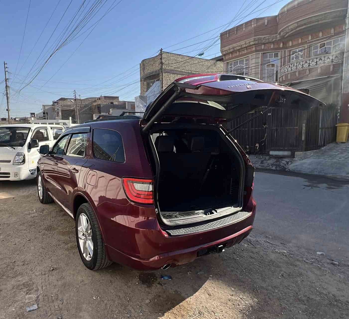 دورنكو GT PLUS AWD 2023 للبيع كامل مواصفات حادثها فقط قبق جنطة  رقم كربلاء 
� سيارة قوية وفخمة جدًا، استخدام شخصي ونظيفة من الداخل والخارج، جاهزة للاستخدام بدون أي مصاريف.

📅 الموديل: 2023
⚙️ المحرك: 6 سلندر سعة 3.6 لتر
🛞 الدفع: AWD دفع رباعي
📏 الممشى في أمريكا: 80,000 كم
📍 الممشى الحالي: 100,000 كم

⭐ أهم المواصفات:
💺 كراسي أمامية كهرباء
🔥❄️ تبريد وتدفئة للكراسي الأمامية
🧠 ميموري وضعيات للسائق
🛋️ كراسي خلفية جلد مع تدفئة
📺 شاشة كبيرة متعددة الاستخدام
📡 رادارات 360 للمساعدة على الاصطفاف
⚠️ نظام النقطة العمياء (Blind Spot)
🔑 تشغيل بصمة (Keyless Start)
🌙 فتحة سقف
📦 صندوق خلفي كهرباء
🛞 رنكات رياضية
🎛️ تحكم كامل بالمقود
❄️ مكيف خلفي مستقل

✨ السيارة فول مواصفات – نظافة عالية – استخدام مرتب ومناسبة للعائلة والسفر والطريق الطويل.

💰 السعر (305ورقة) وقابل للنقاش للجادين

📞 للاستفسار: ***********e
